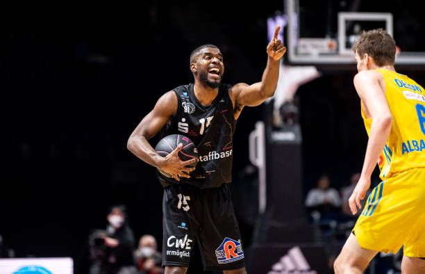 不仅展现了 不仅展现了