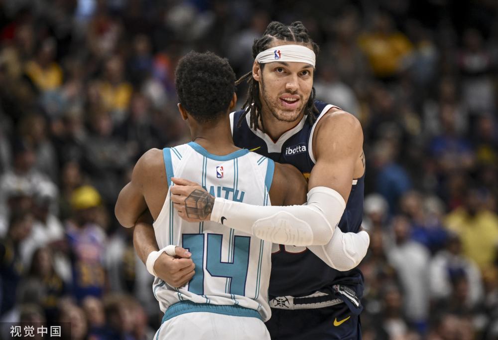 与激情正悄 与激情正悄