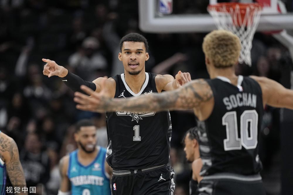 强度更为突 强度更为突